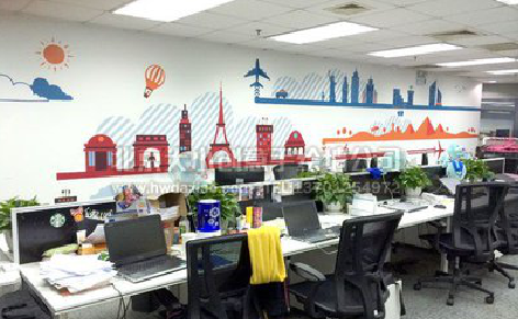 会东教你设计办公室墙绘的方法。